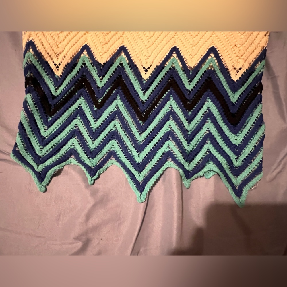 Medium Dress - Picture 4 of 4